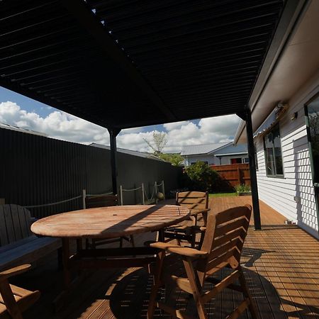 Atarau Grove Holiday House Paraparaumu Bagian luar foto